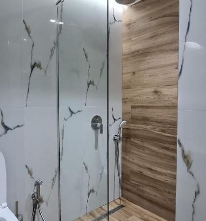 Luxurious Apartament Leilighet Sarandë Eksteriør bilde